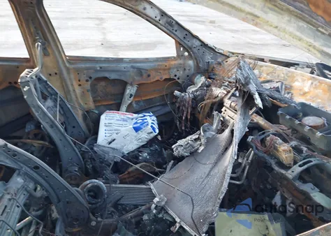 2017 Jeep Cherokee Latitude 4X4 из США, поврежденный, VIN 1C4PJMCS6HW646278